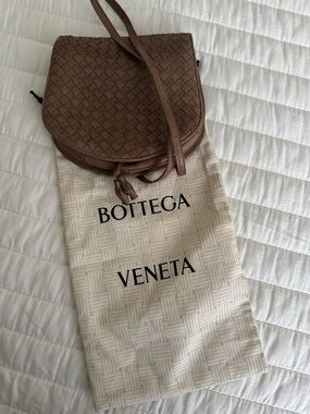 Bottega Veneta  Intrecciato Crossbody Bag